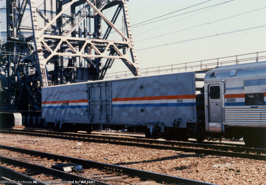 Amtrak MHC-II 1525